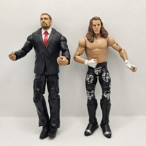 TRIPLE H Black Suit Red Tie WWE Battle Pack Series 32 Figure 2011 Shawn Michaels